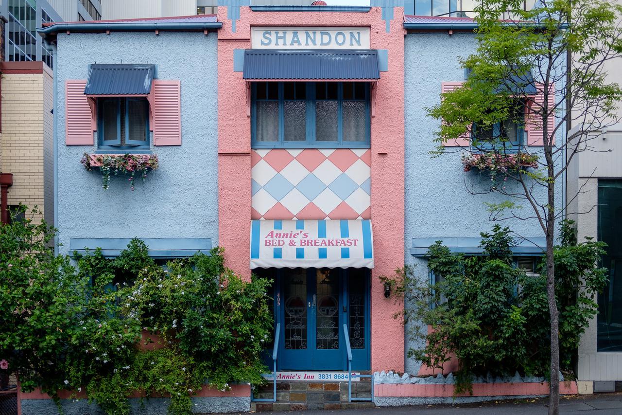Annie'S Shandon Inn Brisbane Exterior photo